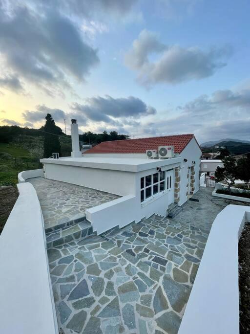 Villa Eftychia Serene Getaway With Hot Tub In A Quiet Location Kíssamos Exteriér fotografie
